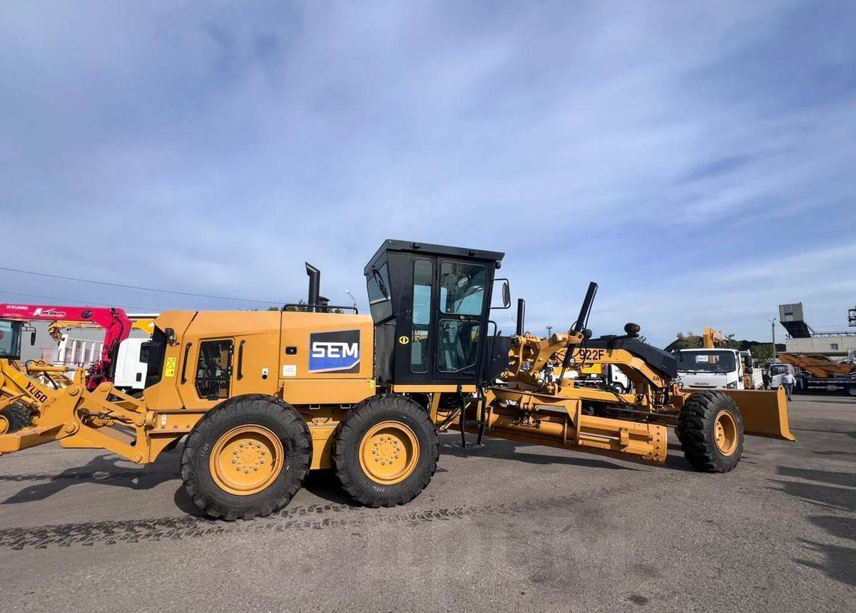 Новый Грейдер SEM 922F AWD: фото 14