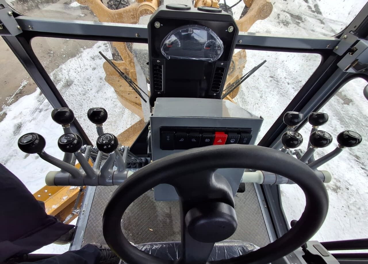 Новый Грейдер SEM 922F: фото 15