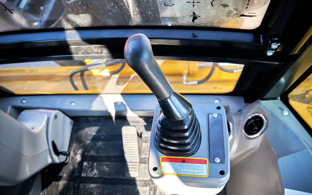 Новый Экскаватор-погрузчик YUGONG 488CX: фото 6