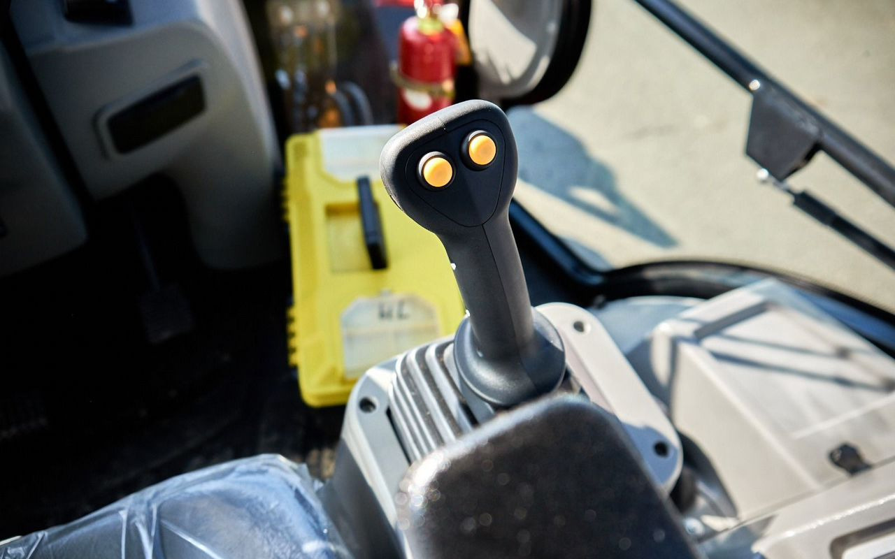 YUGONG 488CX - Экскаватор-погрузчик: фото 5 YUGONG 488CX - Экскаватор-погрузчик: фото 5