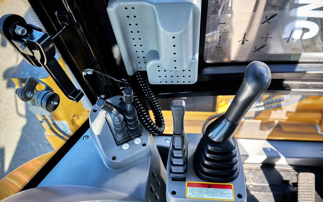 Новый Экскаватор-погрузчик YUGONG 488CX: фото 10