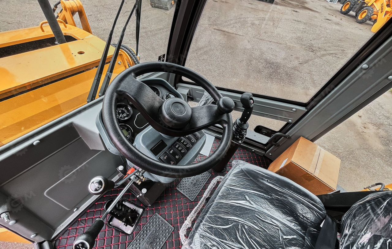 Новый Экскаватор-погрузчик YUGONG WZ30-25: фото 10