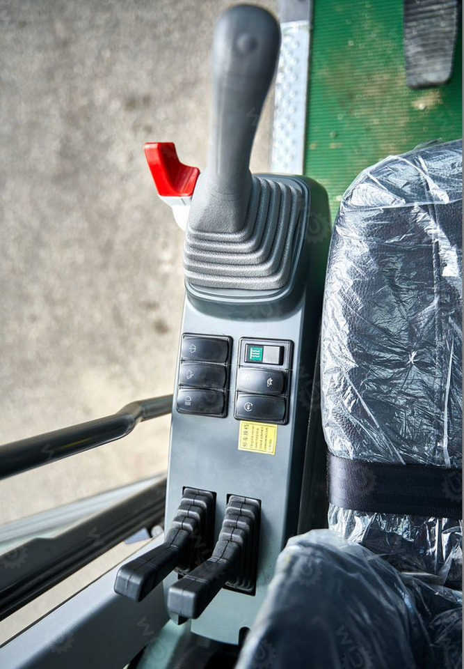 Новый Колёсный экскаватор YUGONG YG180: фото 16