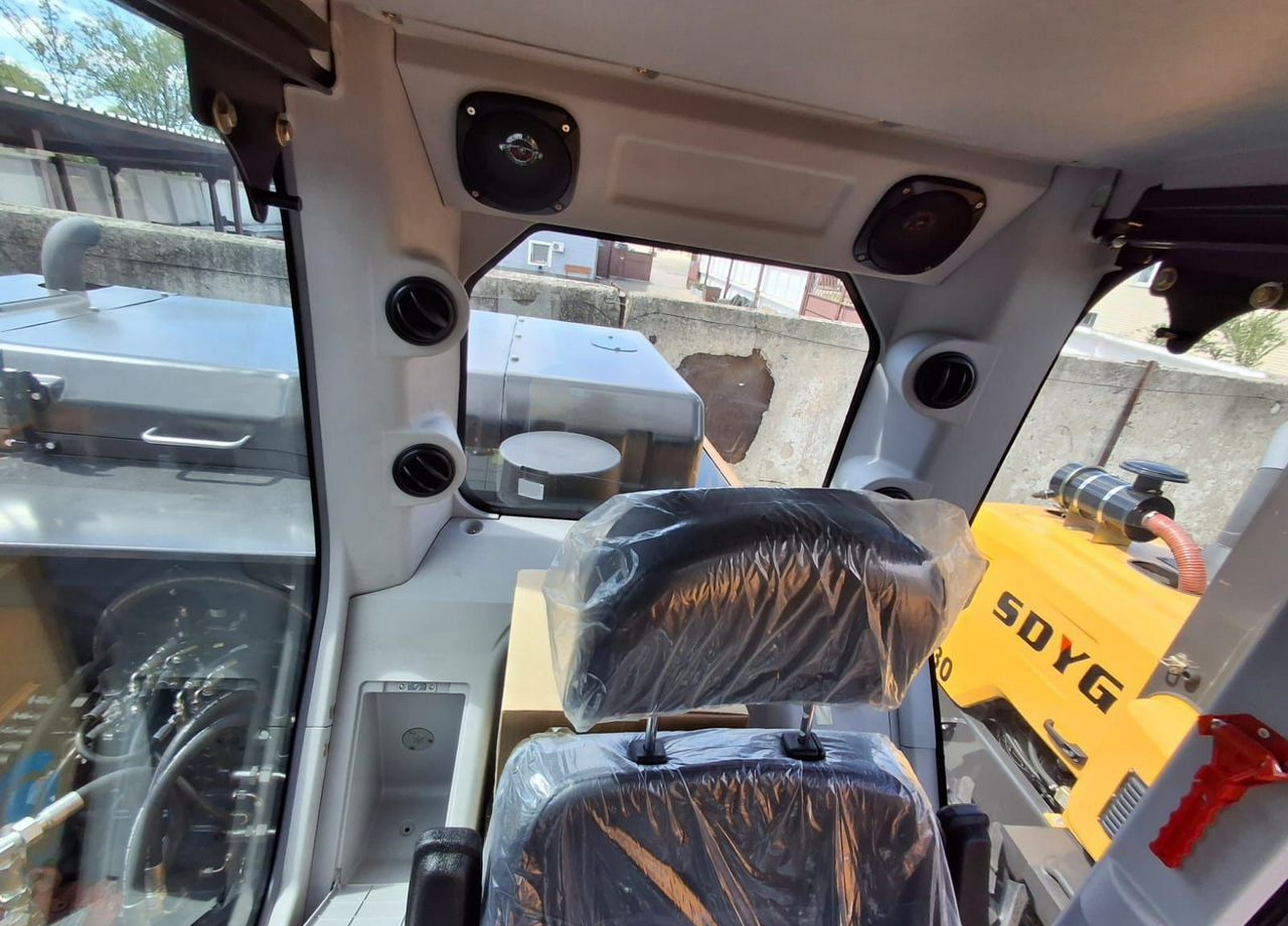 Новый Колёсный экскаватор YUGONG YG180: фото 19