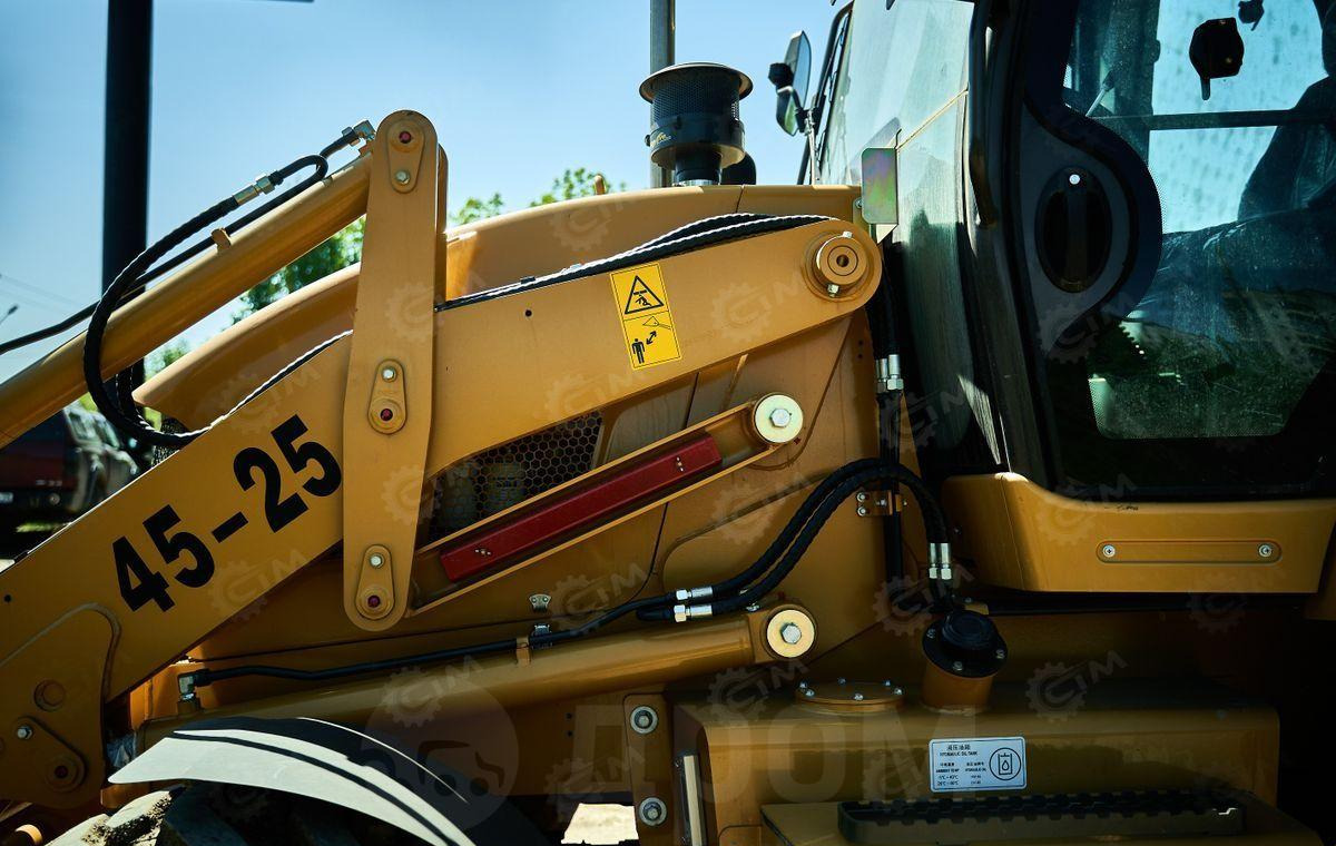 Новый Экскаватор-погрузчик Yugong 45-25: фото 14 Новый Экскаватор-погрузчик Yugong 45-25: фото 14