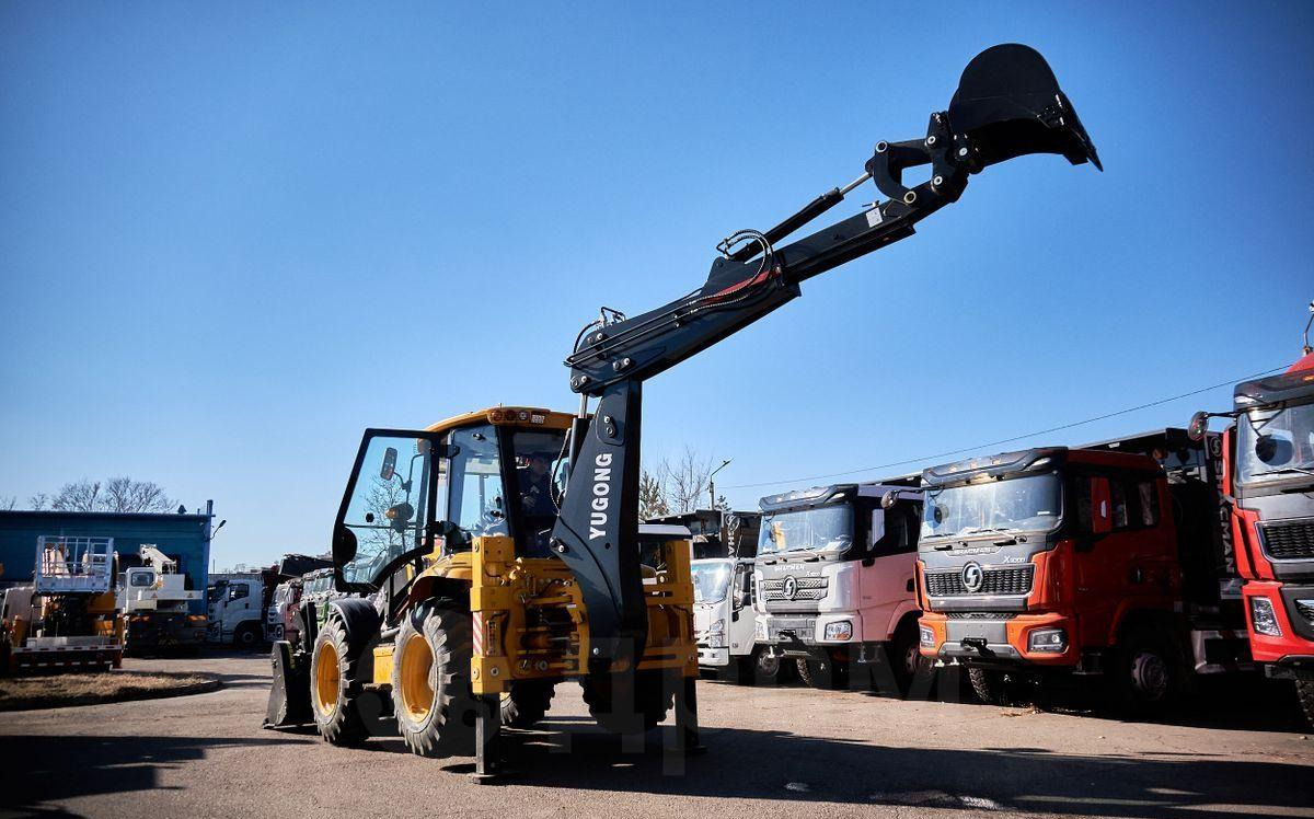 Новый Экскаватор-погрузчик Yugong 488CX: фото 10