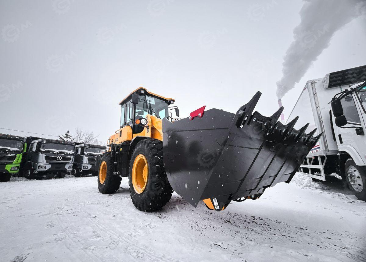 Новый Колёсный погрузчик Yugong 933L: фото 6