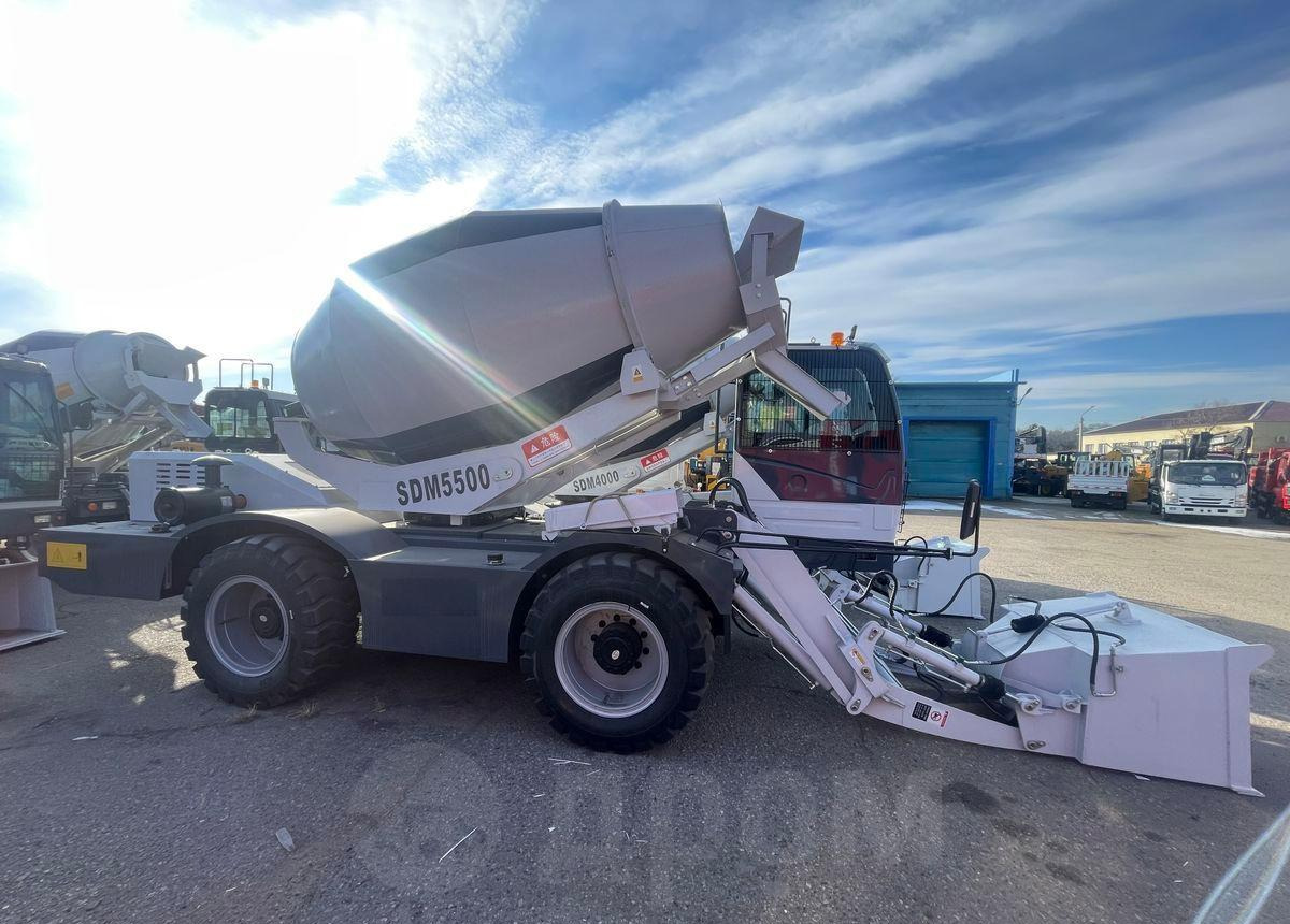 Yugong SDM5500 - Автобетоносмеситель: фото 3 Yugong SDM5500 - Автобетоносмеситель: фото 3