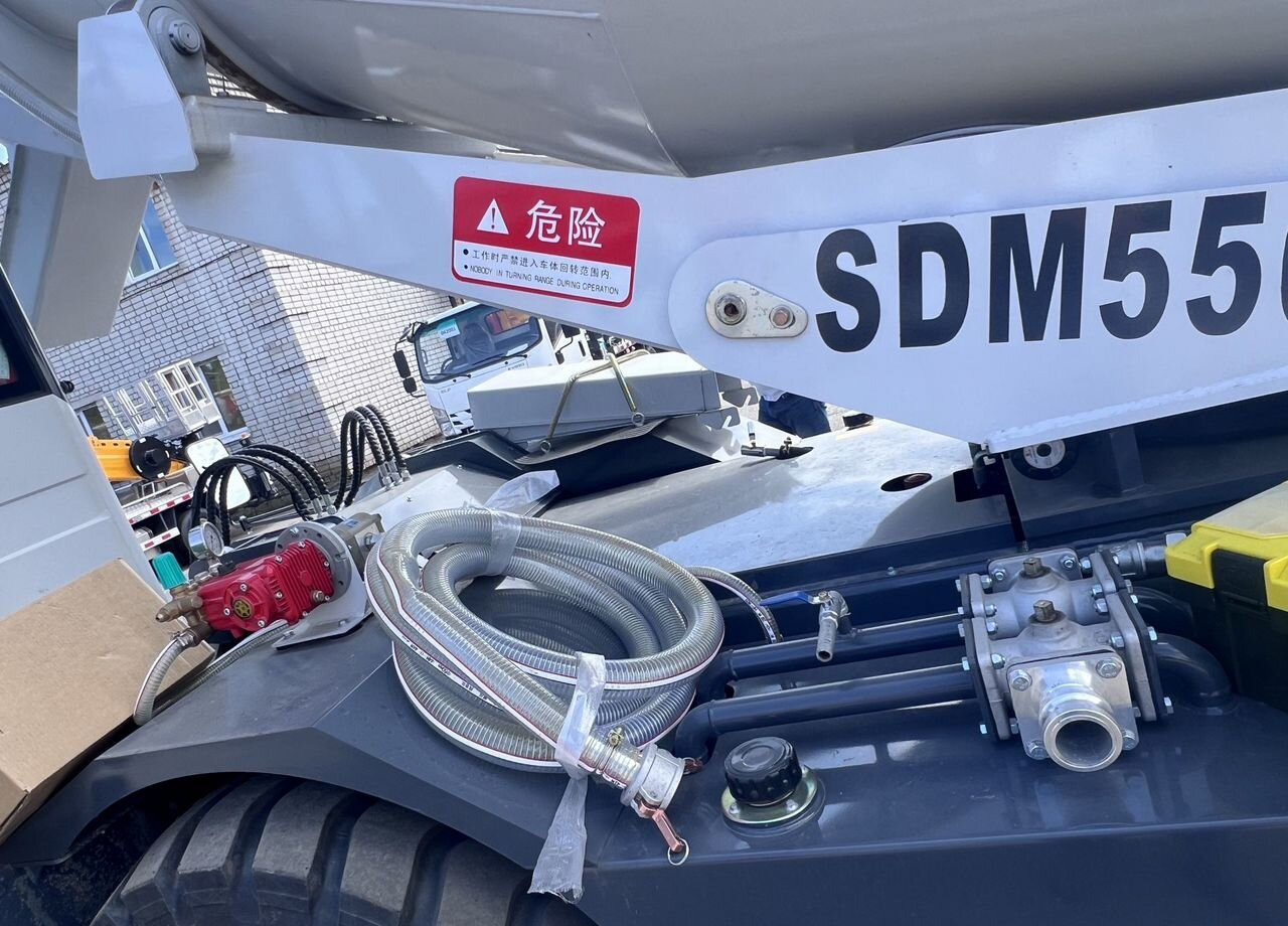 Новый Автобетоносмеситель Yugong SDM5500: фото 15