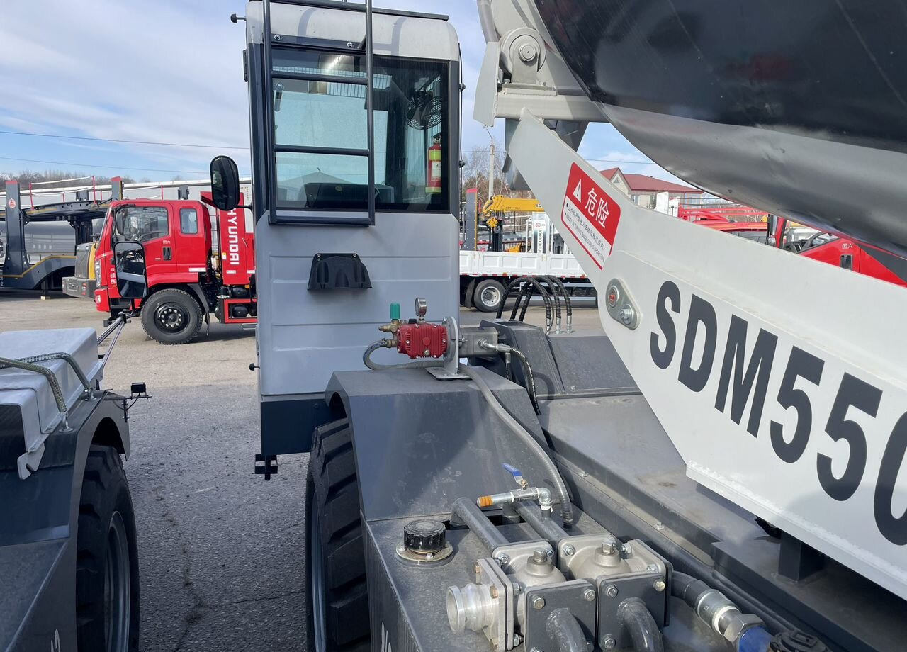 Новый Автобетоносмеситель Yugong SDM5500: фото 7