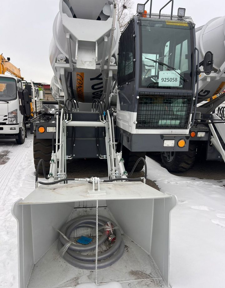 Yugong SDM5500 - Автобетоносмеситель: фото 3 Yugong SDM5500 - Автобетоносмеситель: фото 3