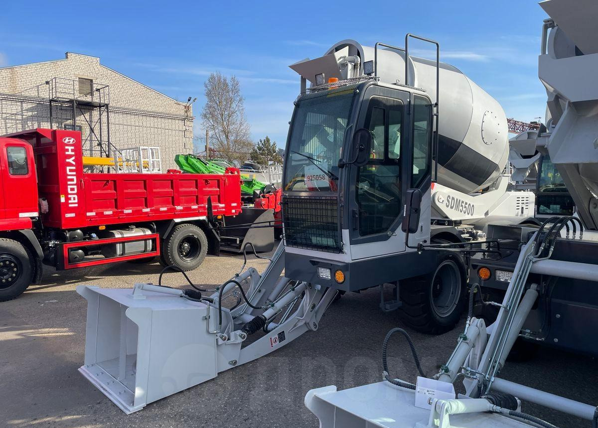 Yugong SDM5500 - Автобетоносмеситель: фото 1 Yugong SDM5500 - Автобетоносмеситель: фото 1