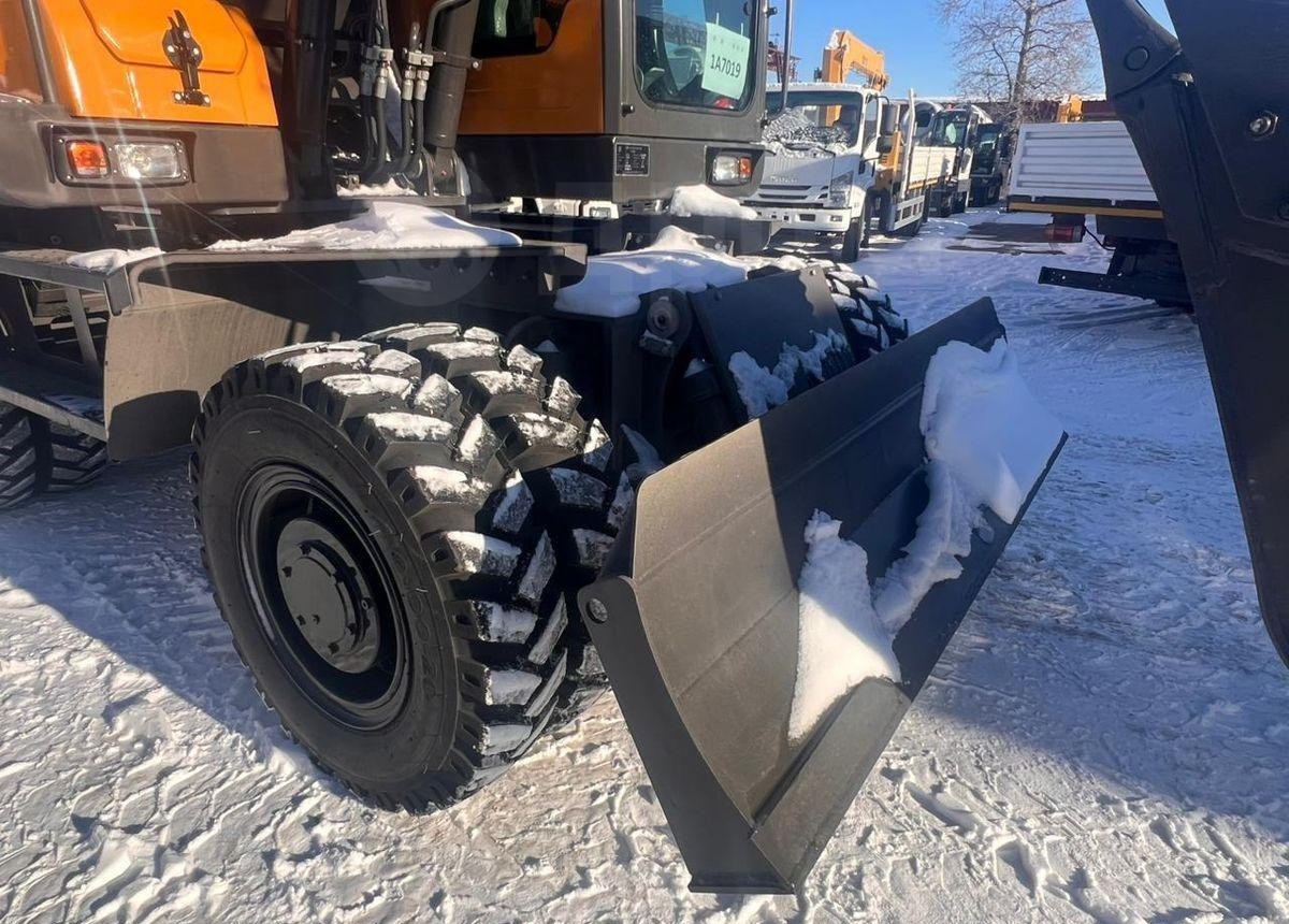 Новый Колёсный экскаватор Yugong YG160: фото 16 Новый Колёсный экскаватор Yugong YG160: фото 16