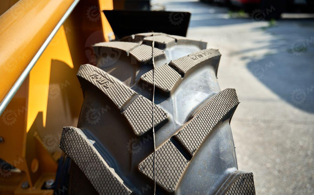 Новый Колёсный погрузчик Yugong ZL30: фото 16