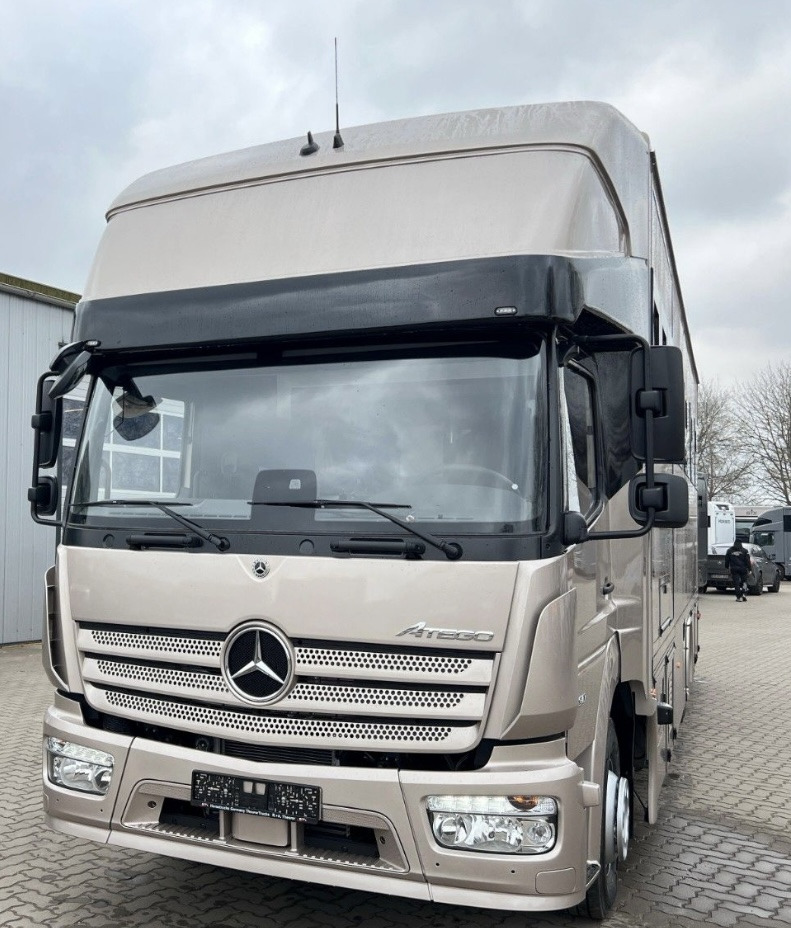 MERCEDES-BENZ Atego 1530 xl - Коневоз: фото 3 MERCEDES-BENZ Atego 1530 xl - Коневоз: фото 3