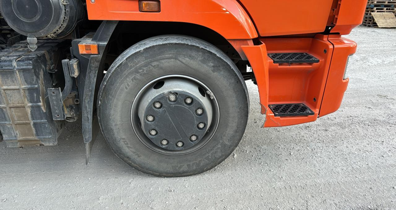 Автомобиль КамАЗ 653510 6x4 Зерновоз - Самосвал: фото 4 Автомобиль КамАЗ 653510 6x4 Зерновоз - Самосвал: фото 4