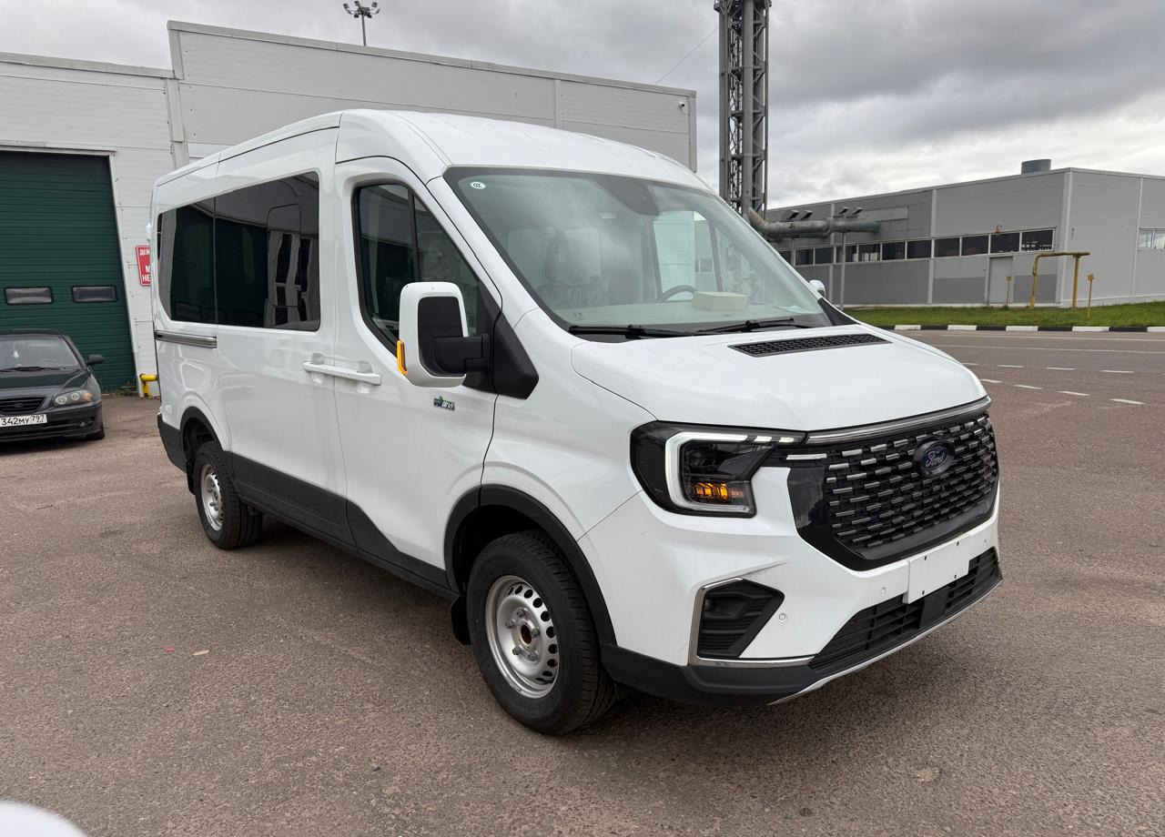 Автомобили Ford Transit пассажирские - Микроавтобус, Пассажирский фургон: фото 1 Автомобили Ford Transit пассажирские - Микроавтобус, Пассажирский фургон: фото 1