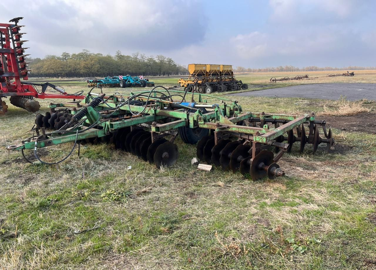 БДТ-Агро БДТ-7 - Дисковая борона: фото 1 БДТ-Агро БДТ-7 - Дисковая борона: фото 1