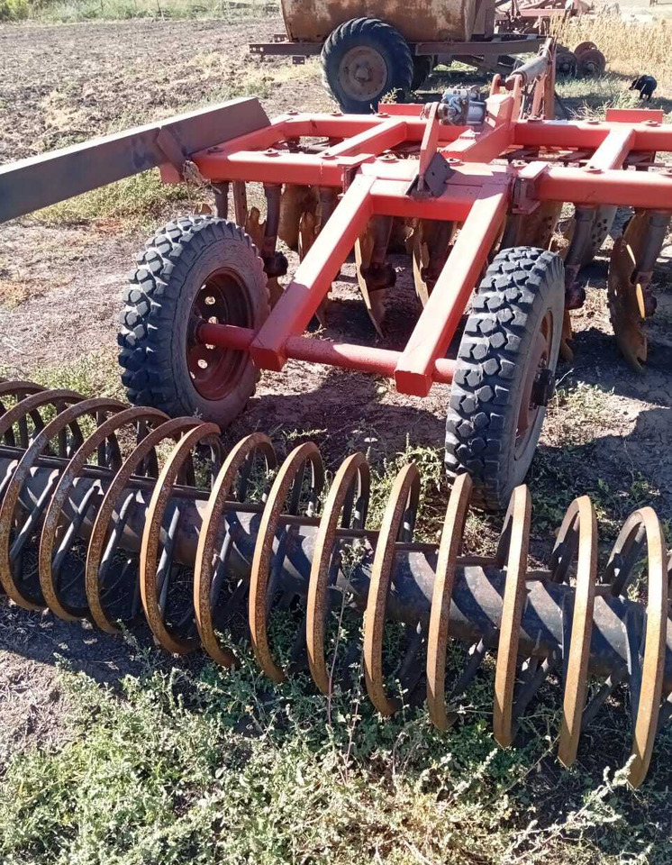 Борона дисковая БДМ 2.5х2 - Дисковая борона: фото 1 Борона дисковая БДМ 2.5х2 - Дисковая борона: фото 1