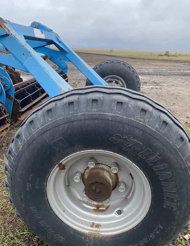 Борона дисковая БДМ 5х2 - Дисковая борона: фото 3 Борона дисковая БДМ 5х2 - Дисковая борона: фото 3