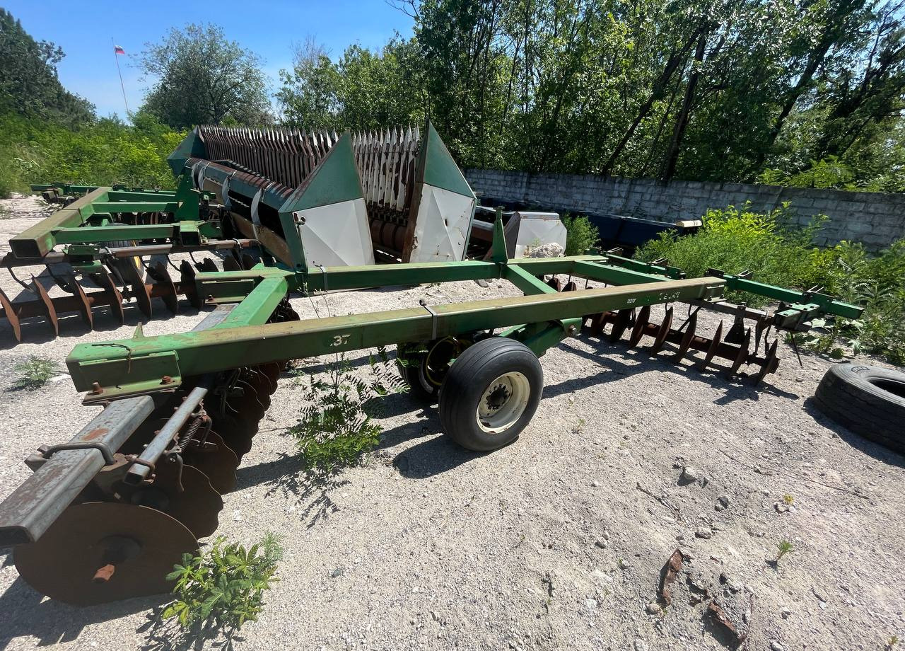 Борона дисковая John Deere 637 - Дисковая борона: фото 2 Борона дисковая John Deere 637 - Дисковая борона: фото 2