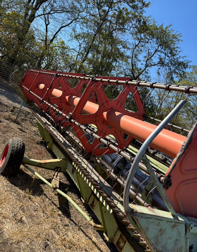 Зерноуборочный комбайн Claas Mega 204: фото 9