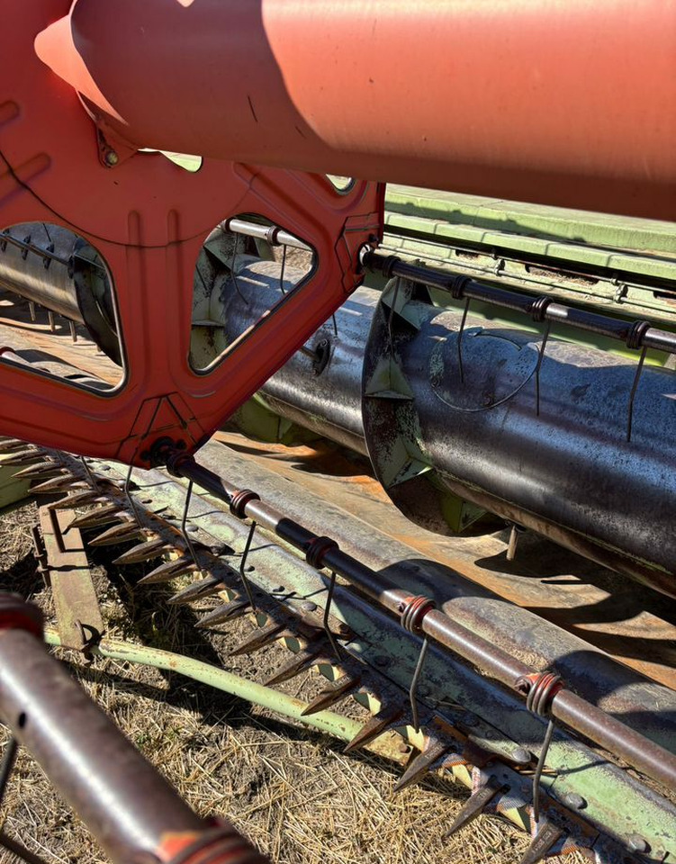 Зерноуборочный комбайн Claas Mega 204: фото 11