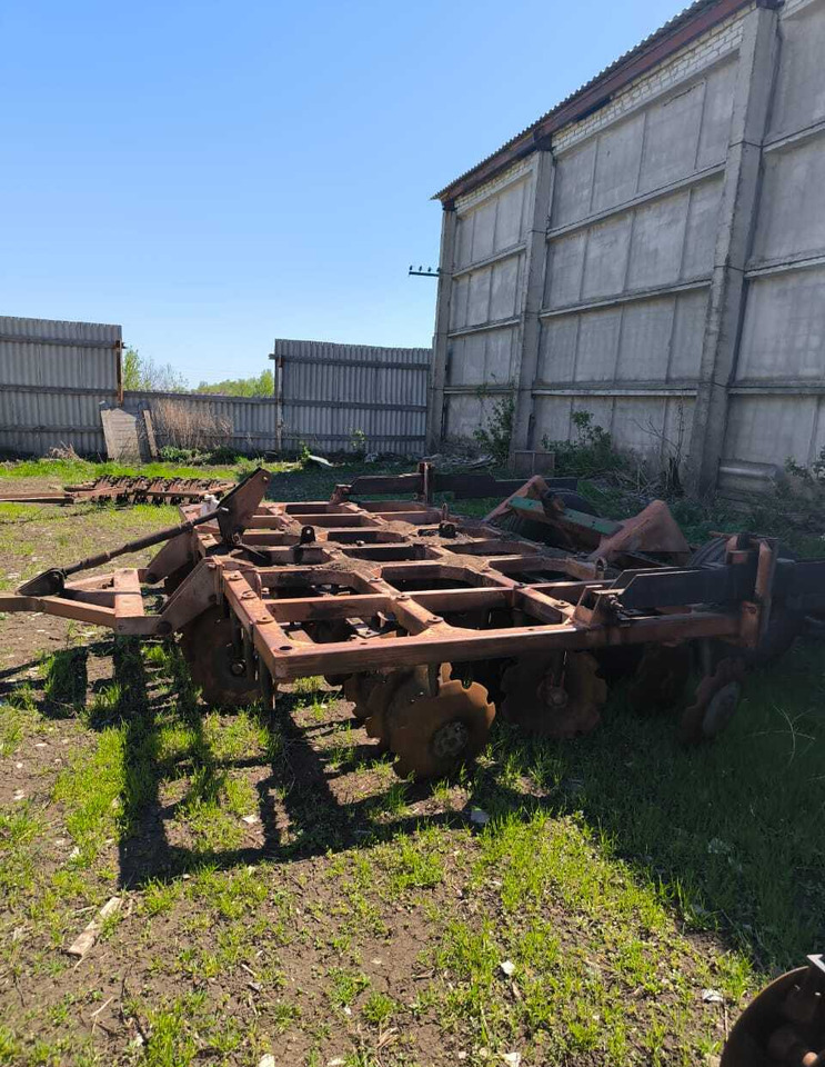 Дисковая борона БДМ 4х4 - Дисковая борона: фото 2 Дисковая борона БДМ 4х4 - Дисковая борона: фото 2