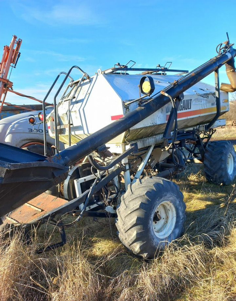 Bourgault 2135 - Другая техника: фото 1 Bourgault 2135 - Другая техника: фото 1