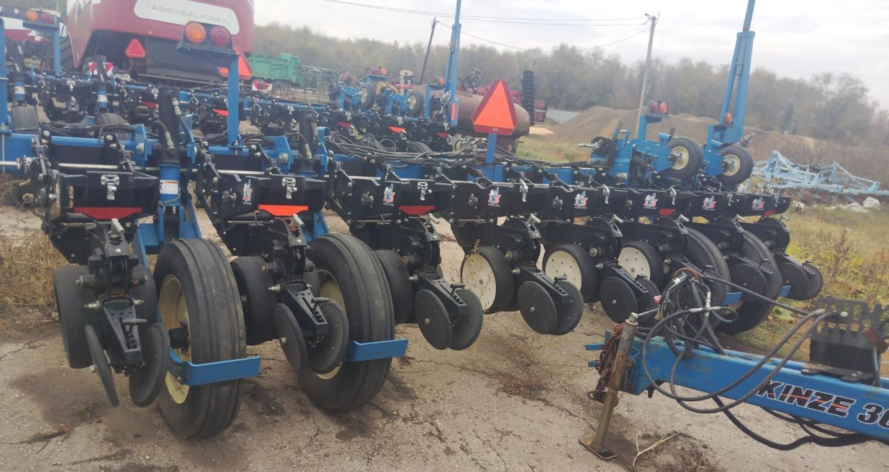 Kinze 3000 - Другая техника: фото 4 Kinze 3000 - Другая техника: фото 4