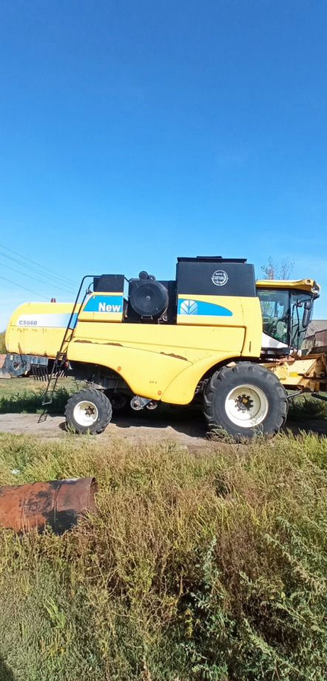 New Holland CS660 - Другая техника: фото 1 New Holland CS660 - Другая техника: фото 1