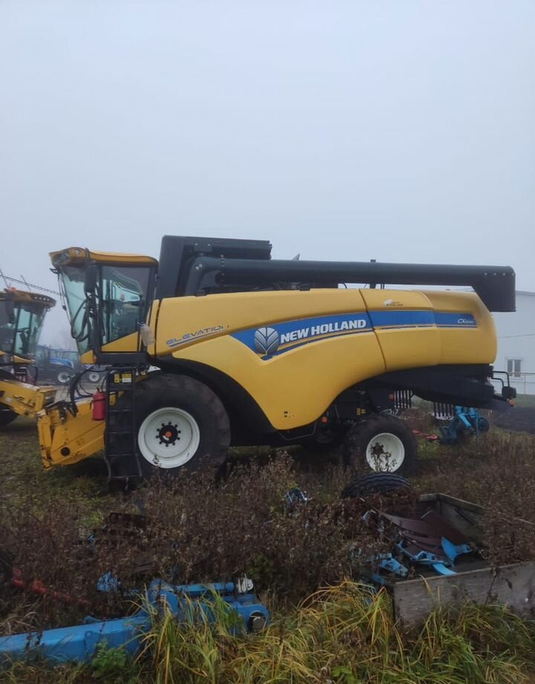 New Holland CX 6.90 - Другая техника: фото 4 New Holland CX 6.90 - Другая техника: фото 4
