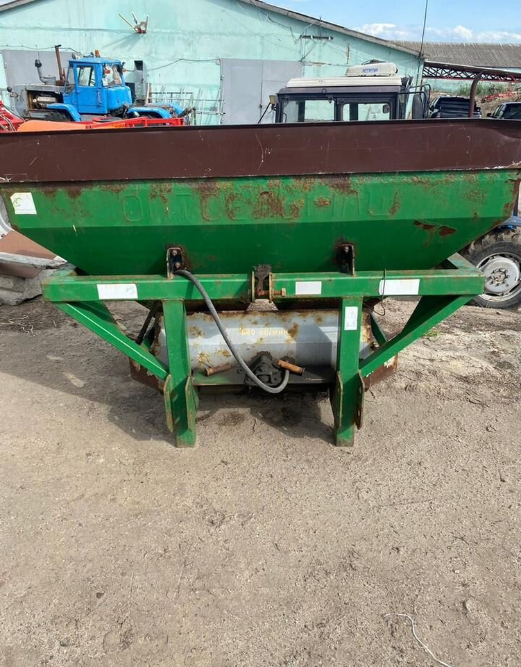 Оптсельмаш Фермер 900 - Другая техника: фото 1 Оптсельмаш Фермер 900 - Другая техника: фото 1