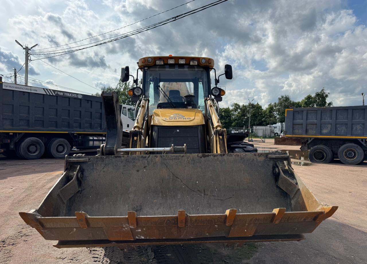 Экскаватор-погрузчик LUGONG LG388H - Экскаватор-погрузчик: фото 2 Экскаватор-погрузчик LUGONG LG388H - Экскаватор-погрузчик: фото 2