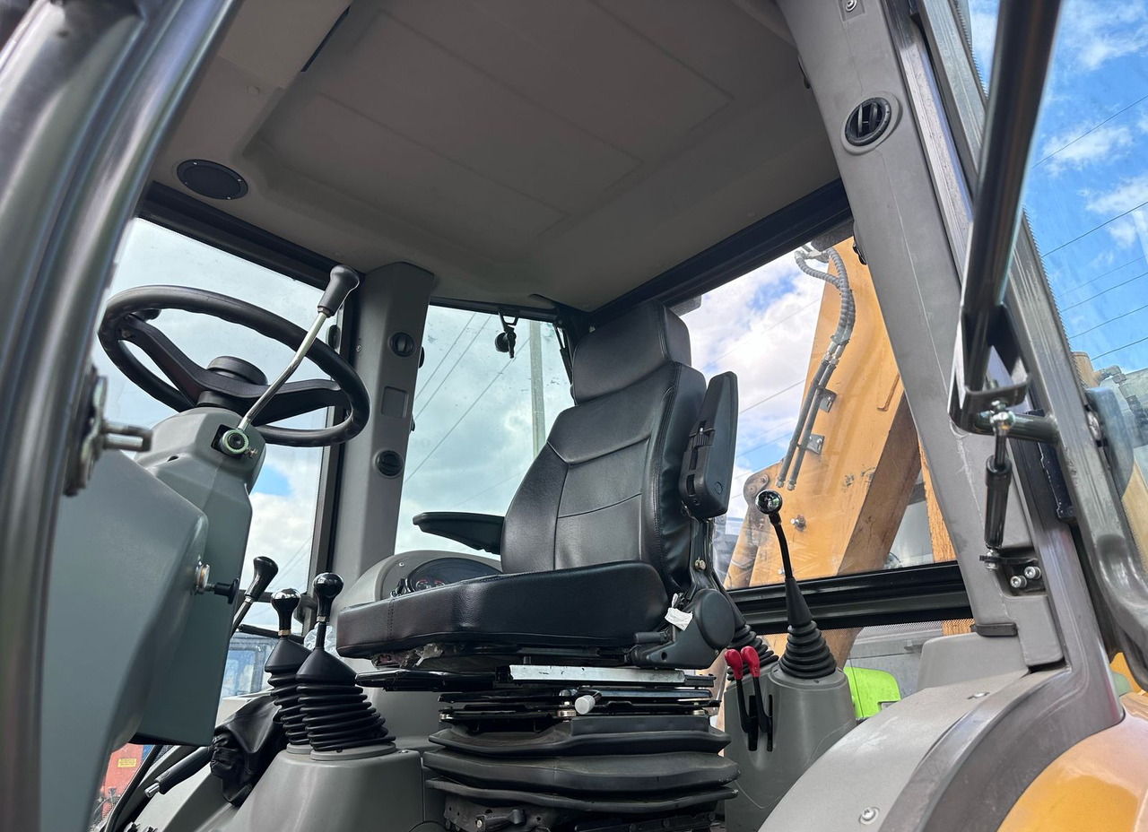 Экскаватор-погрузчик LUGONG LG388H - Экскаватор-погрузчик: фото 4 Экскаватор-погрузчик LUGONG LG388H - Экскаватор-погрузчик: фото 4