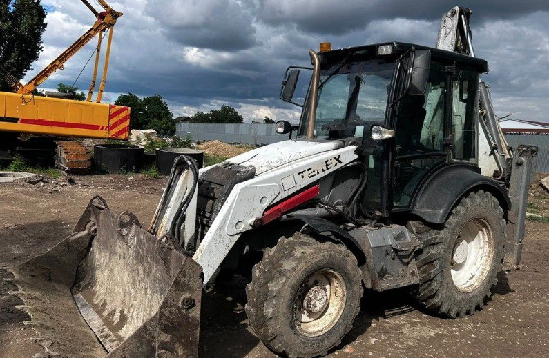 Экскаватор-погрузчик TEREX 860 - Экскаватор-погрузчик: фото 1 Экскаватор-погрузчик TEREX 860 - Экскаватор-погрузчик: фото 1