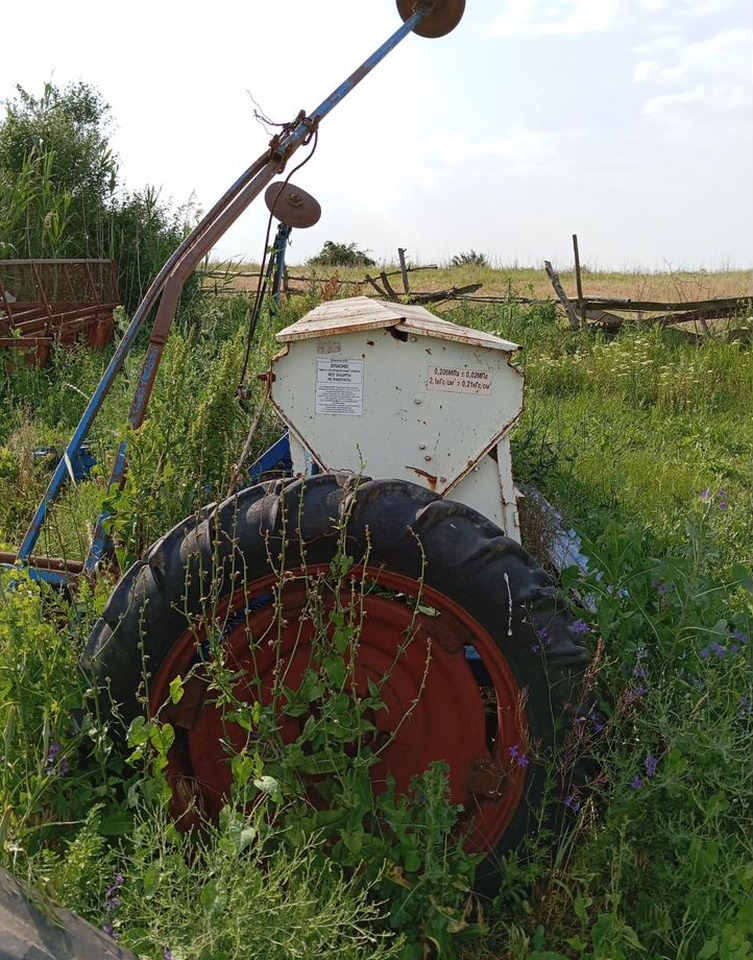 Эльворти (Червона Зирка) Астра СЗ-5.4 - Сеялка: фото 2 Эльворти (Червона Зирка) Астра СЗ-5.4 - Сеялка: фото 2