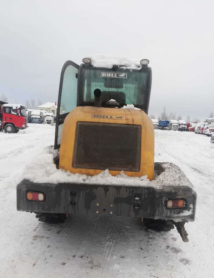 Фронтальный погрузчик Bull SL220 - Колёсный погрузчик: фото 2 Фронтальный погрузчик Bull SL220 - Колёсный погрузчик: фото 2