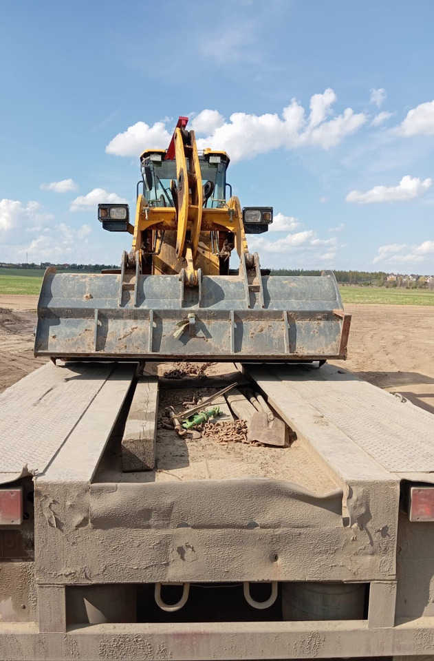 Фронтальный погрузчик Bull SL300 - Колёсный погрузчик: фото 4 Фронтальный погрузчик Bull SL300 - Колёсный погрузчик: фото 4