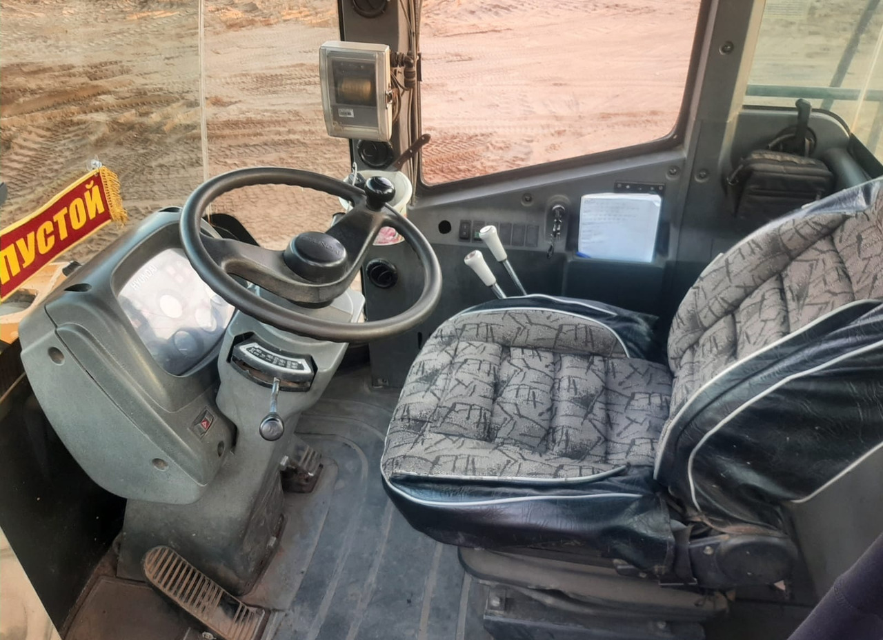 Фронтальный погрузчик Hyundai SHANDONG SL763S - Колёсный погрузчик: фото 5 Фронтальный погрузчик Hyundai SHANDONG SL763S - Колёсный погрузчик: фото 5