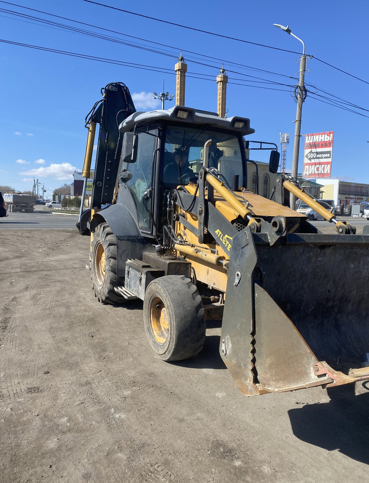 Фронтальный погрузчик KYLOTON MR22 - Экскаватор-погрузчик: фото 1 Фронтальный погрузчик KYLOTON MR22 - Экскаватор-погрузчик: фото 1