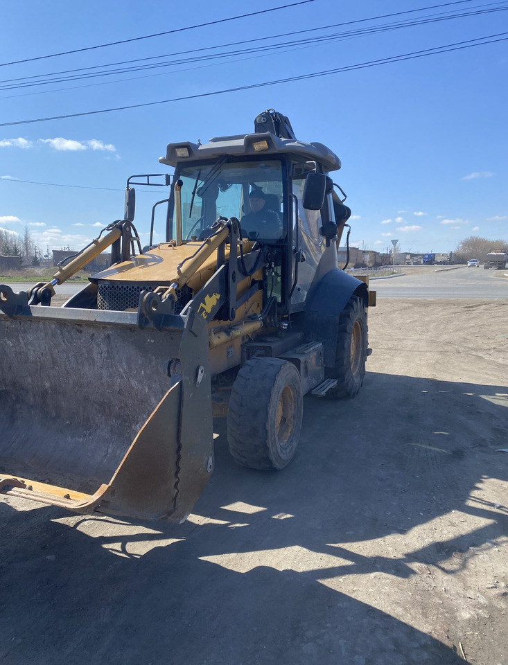 Экскаватор-погрузчик Фронтальный погрузчик KYLOTON MR22: фото 7 Экскаватор-погрузчик Фронтальный погрузчик KYLOTON MR22: фото 7