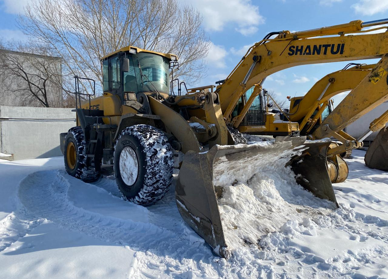 Фронтальный погрузчик LGCE L956FH - Колёсный погрузчик: фото 1 Фронтальный погрузчик LGCE L956FH - Колёсный погрузчик: фото 1
