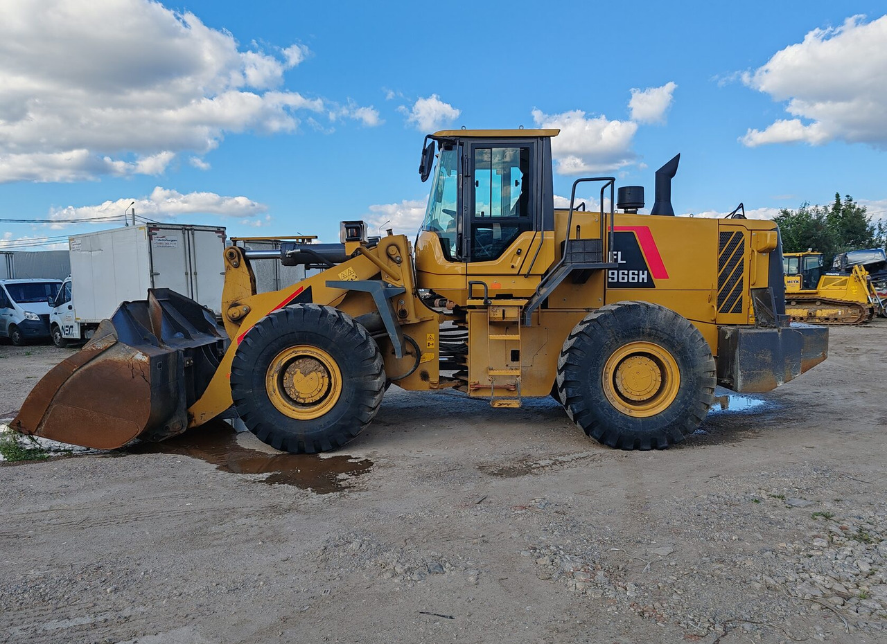 Фронтальный погрузчик Lovol FL966H - Колёсный погрузчик: фото 5 Фронтальный погрузчик Lovol FL966H - Колёсный погрузчик: фото 5