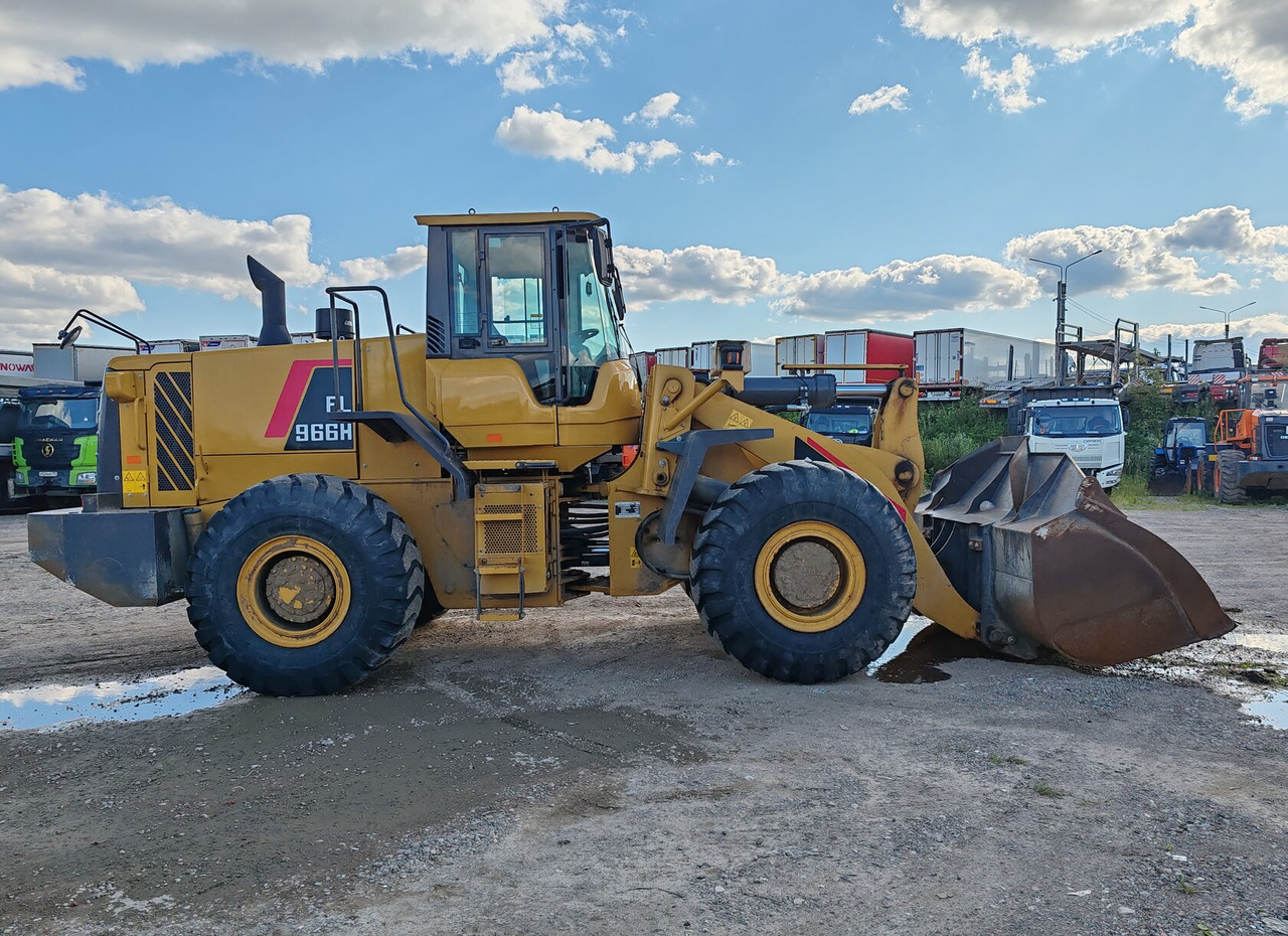 Фронтальный погрузчик Lovol FL966H - Колёсный погрузчик: фото 1 Фронтальный погрузчик Lovol FL966H - Колёсный погрузчик: фото 1