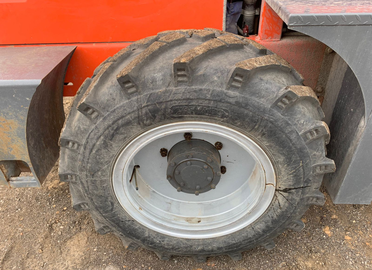 Телескопический фронтальный погрузчик Фронтальный погрузчик MOLOT TL250: фото 7 Телескопический фронтальный погрузчик Фронтальный погрузчик MOLOT TL250: фото 7