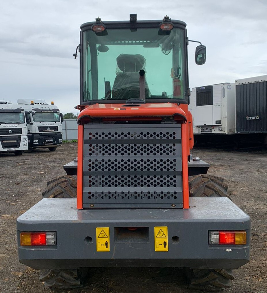 Фронтальный погрузчик MOLOT TL250 - Телескопический фронтальный погрузчик: фото 4 Фронтальный погрузчик MOLOT TL250 - Телескопический фронтальный погрузчик: фото 4