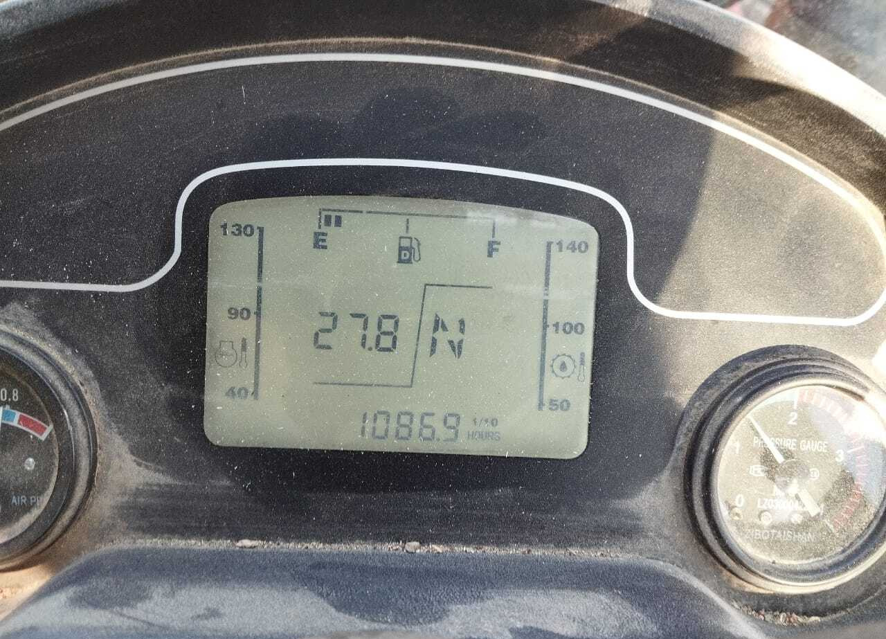 Телескопический фронтальный погрузчик Фронтальный погрузчик REDSTAR TL1500: фото 9 Телескопический фронтальный погрузчик Фронтальный погрузчик REDSTAR TL1500: фото 9