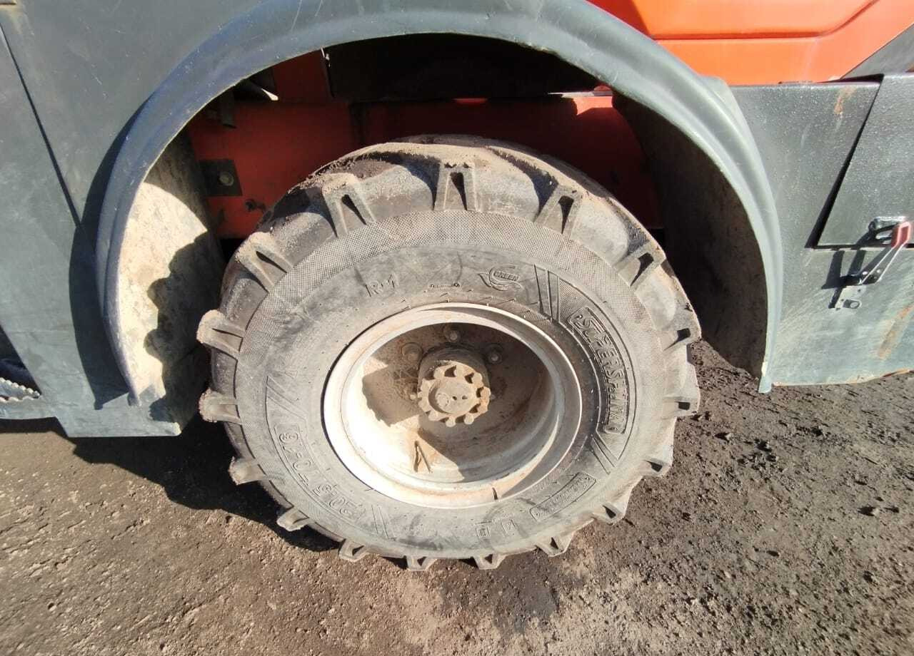 Телескопический фронтальный погрузчик Фронтальный погрузчик REDSTAR TL1500: фото 6 Телескопический фронтальный погрузчик Фронтальный погрузчик REDSTAR TL1500: фото 6