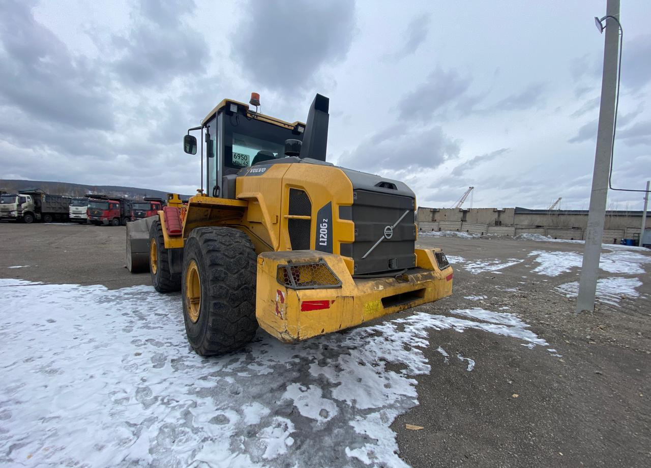 Фронтальный погрузчик Volvo L120GZ - Колёсный погрузчик: фото 3 Фронтальный погрузчик Volvo L120GZ - Колёсный погрузчик: фото 3